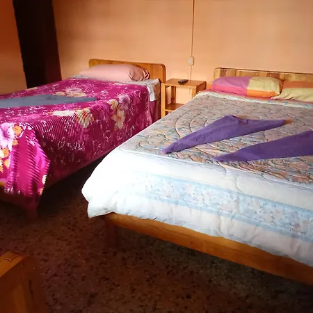 Hospedaje Santo Domingo Panajachel Extérieur photo